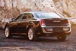Chrysler 300C 2011 года